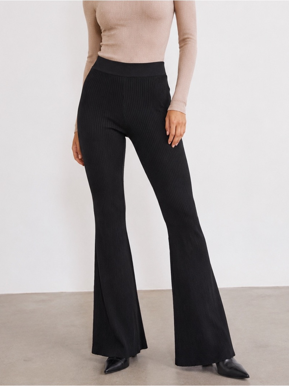 Ribbed Flared Knit Pants - Black